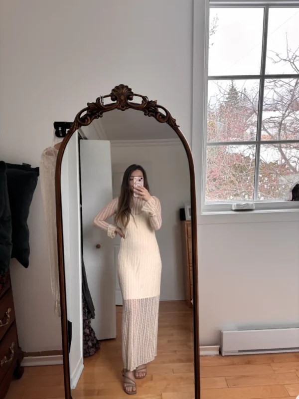 Image for Magnificent lace dress