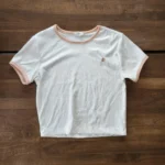 Featured thumbnail for T-shirt avec broderie