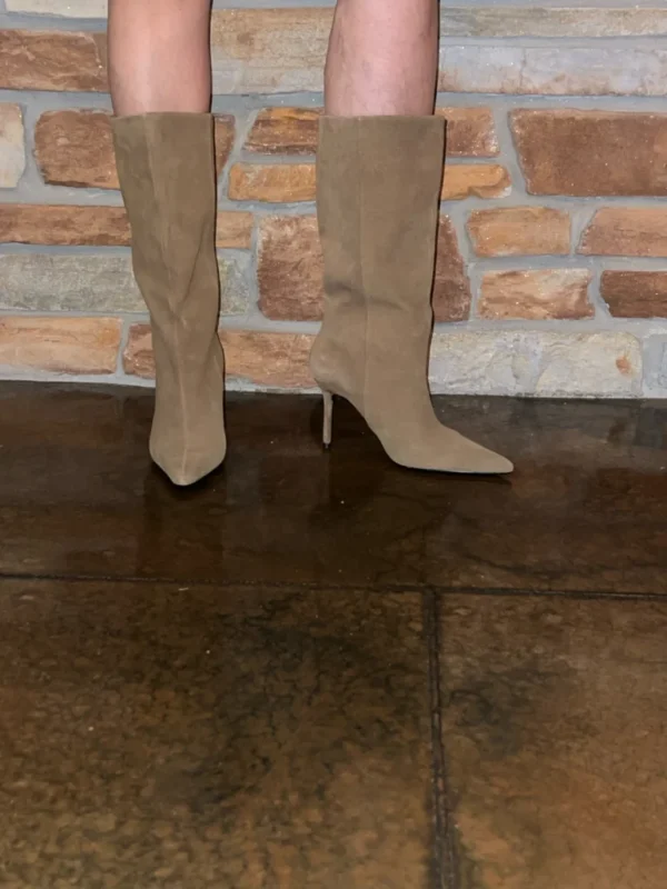 Image for Nouveau Zara Camel suede Boots