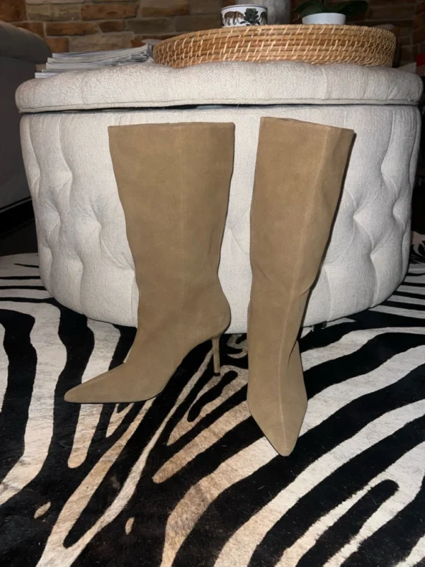 Image for Nouveau Zara Camel suede Boots