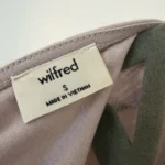 Thumbnail for T-shirt dos ouvert noué Aritzia