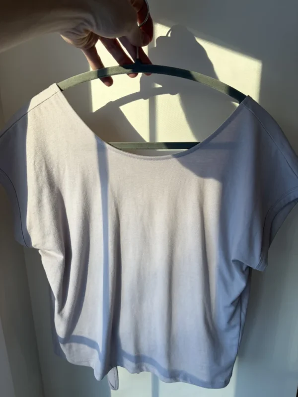 Image for T-shirt dos ouvert noué Aritzia
