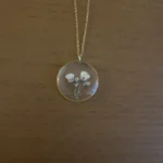 Thumbnail for Collier fleur du Québec