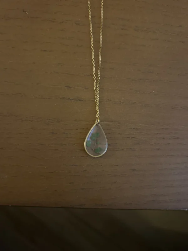 Image for Collier feuille verte