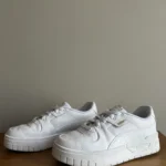Featured thumbnail for Souliers blancs puma