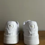 Thumbnail for Souliers blancs puma