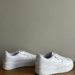 Thumbnail for Souliers blancs puma