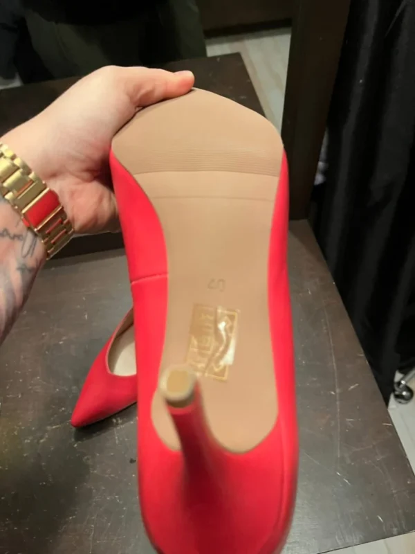 Image for Talons hauts Le château rose