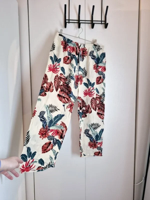 Featured image for Tropical beige trousers Small