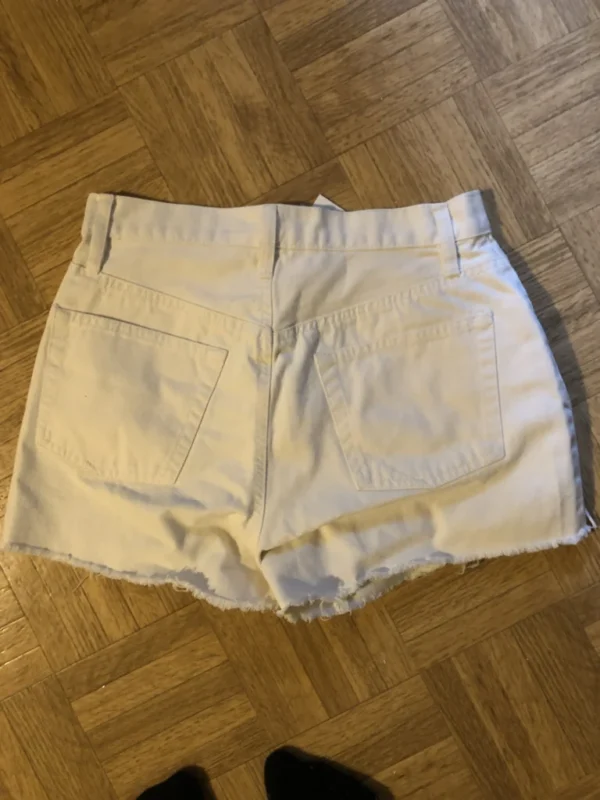 Image for Short beige pâle
