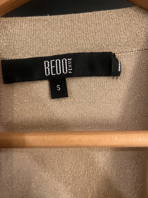 Image for Débardeur doré à sequins BEDO