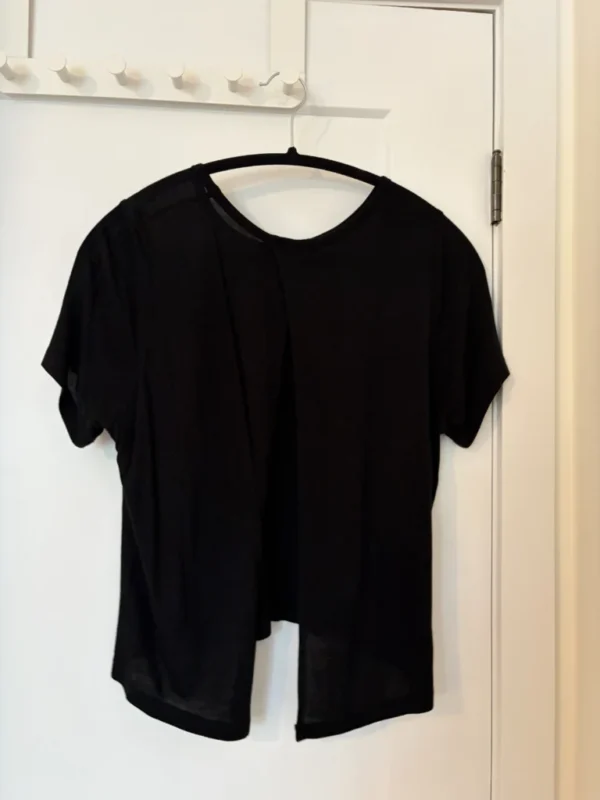 Image for T-shirt dos ouvert Aritzia