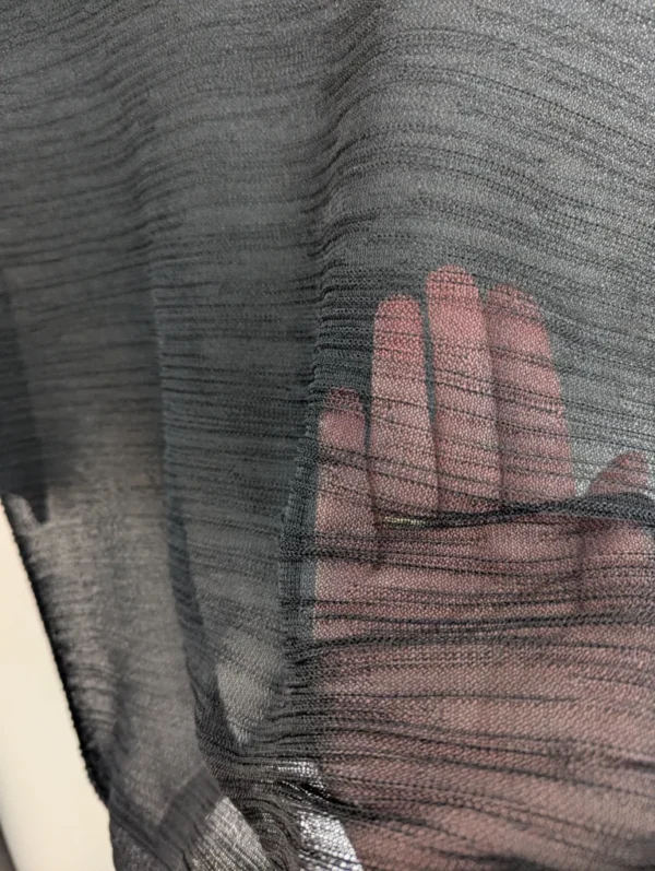 Image for Haut noir | col rond, texture transparente