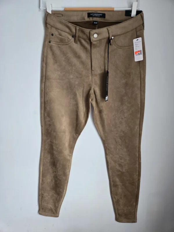 Featured image for Madonna Skinny" Liverpool new trousers
