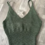 Featured thumbnail for Camisole courte verte