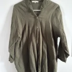 Featured thumbnail for Chemise lousse kaki 100% coton