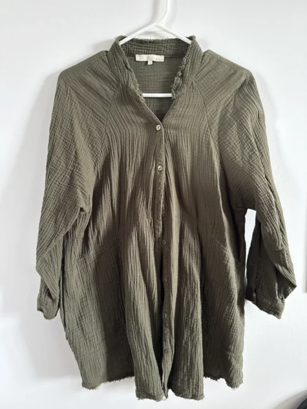 Featured image for Chemise lousse kaki 100% coton
