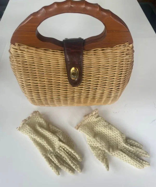 Image for Vintage wicker handbag