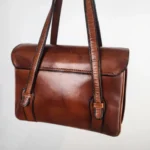 Thumbnail for Sac à main en simili-cuir style classique