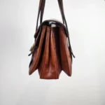 Thumbnail for Sac à main en simili-cuir style classique