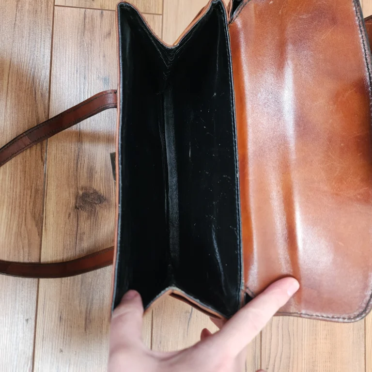 Image for Sac à main en simili-cuir style classique