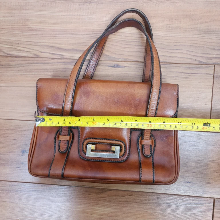 Image for Sac à main en simili-cuir style classique