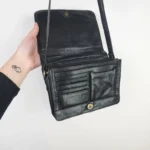 Thumbnail for Sac bandoulière ultra-pratique en cuir véritable noir
