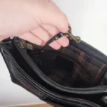 Thumbnail for Sac bandoulière ultra-pratique en cuir véritable noir