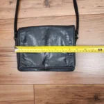 Thumbnail for Sac bandoulière ultra-pratique en cuir véritable noir