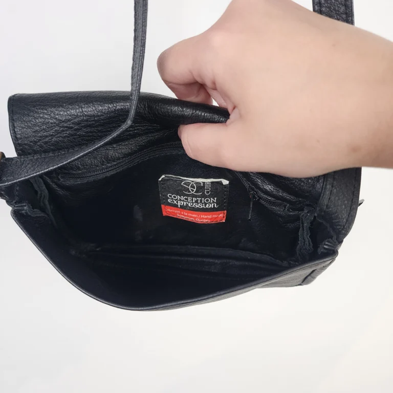 Image for Sac bandoulière en cuir peint à la main fait au Québec