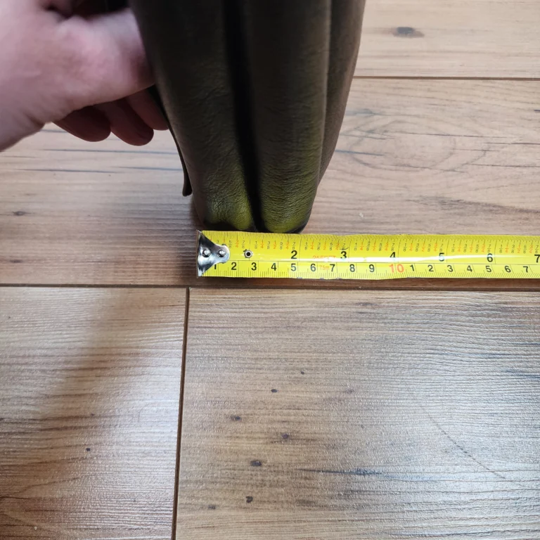 Image for Sac bandoulière en cuir peint à la main fait au Québec