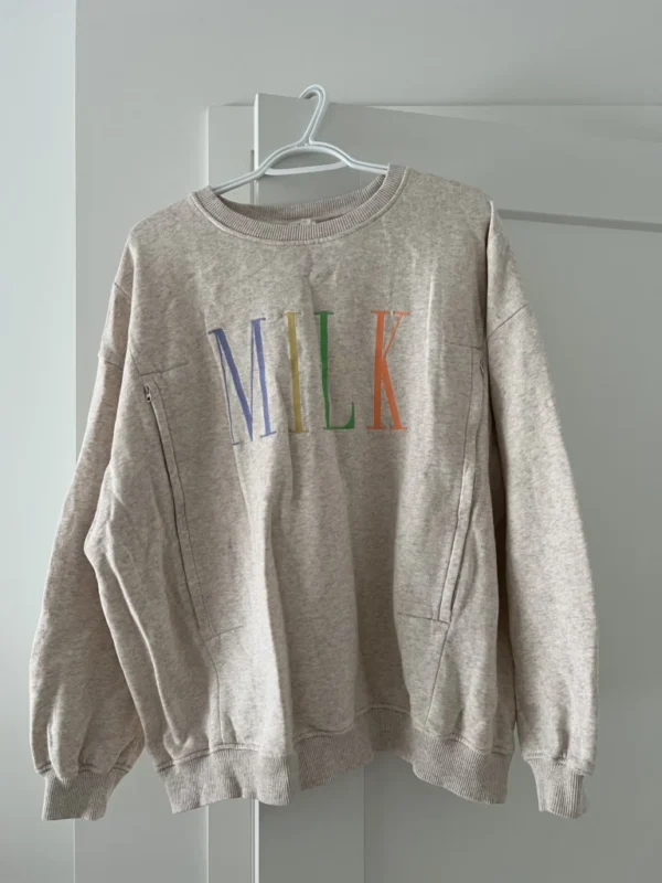Featured image for Milk - Tajinebanane nursing sweatshirt