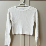 Featured thumbnail for Chandail blanc crop Twik