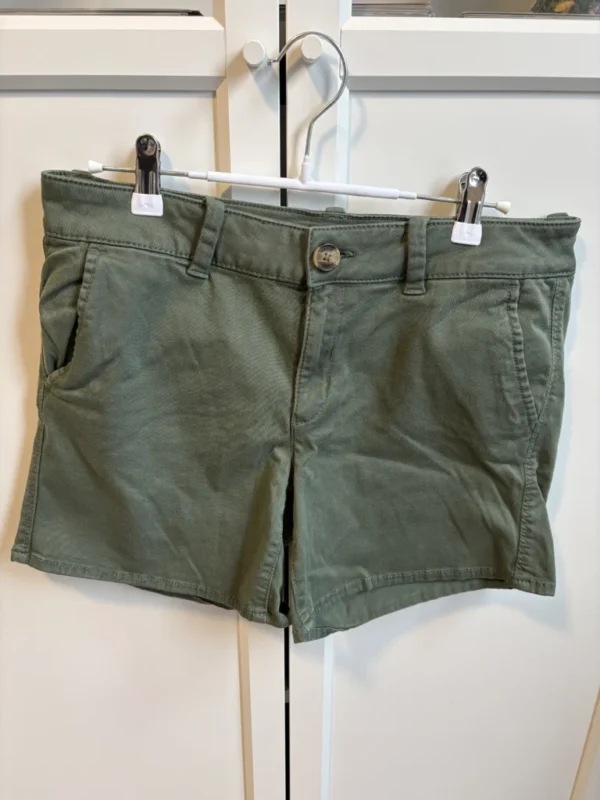 Featured image for American Eagle Khaki Shorts