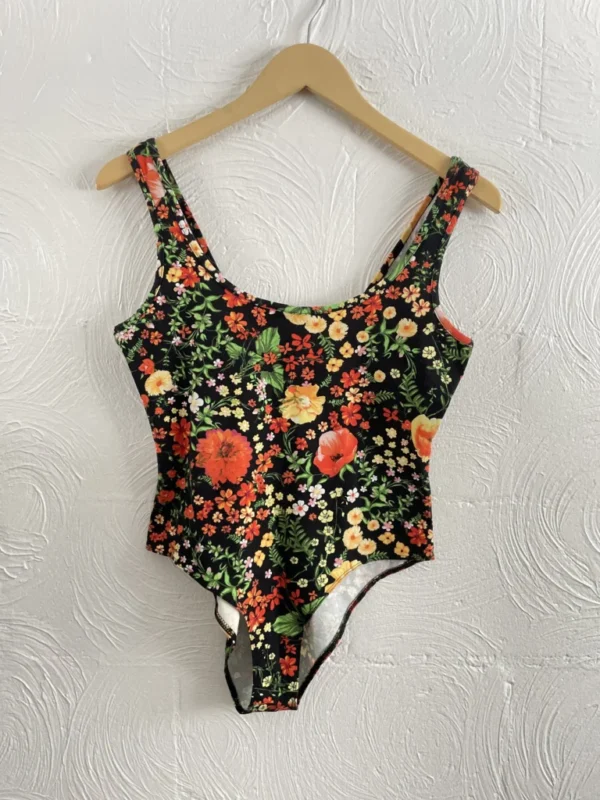 Featured image for Zara Trafaluc Collection Body camisole fleurie grandeur M