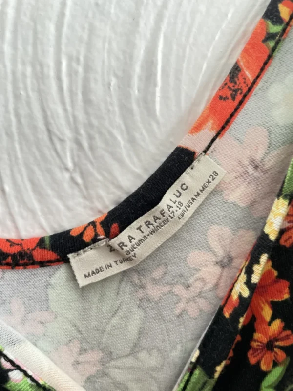 Image for Zara Trafaluc Collection Body camisole fleurie grandeur M
