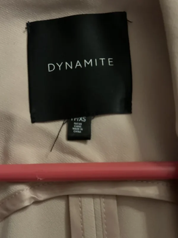Image for Veste rose pâle dynamite