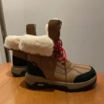Thumbnail for Bottes d'hiver UGG
