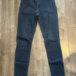Featured thumbnail for Jeans Levi’s 721 High Rise Skinny - 28