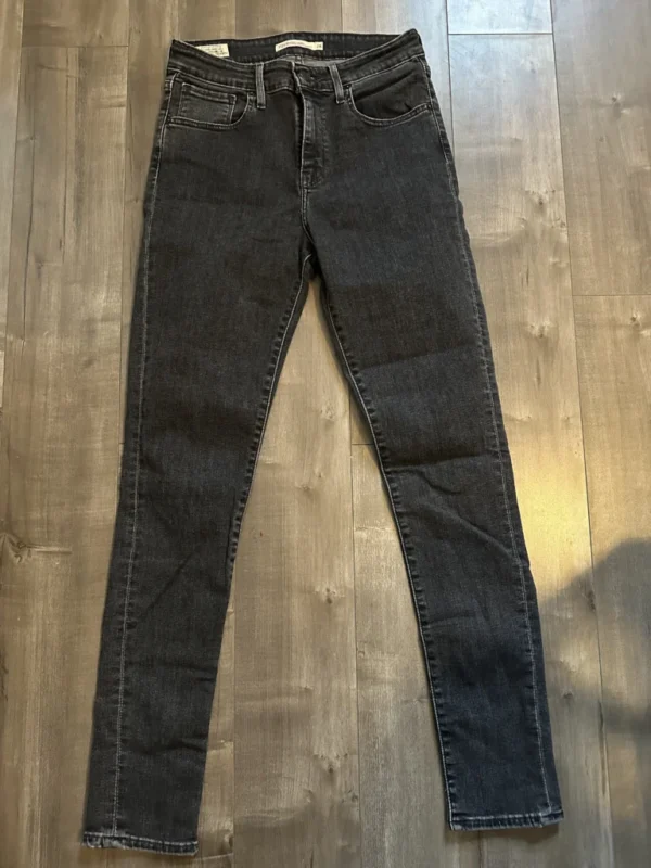 Featured image for Jeans Levi’s 721 High Rise Skinny - 28