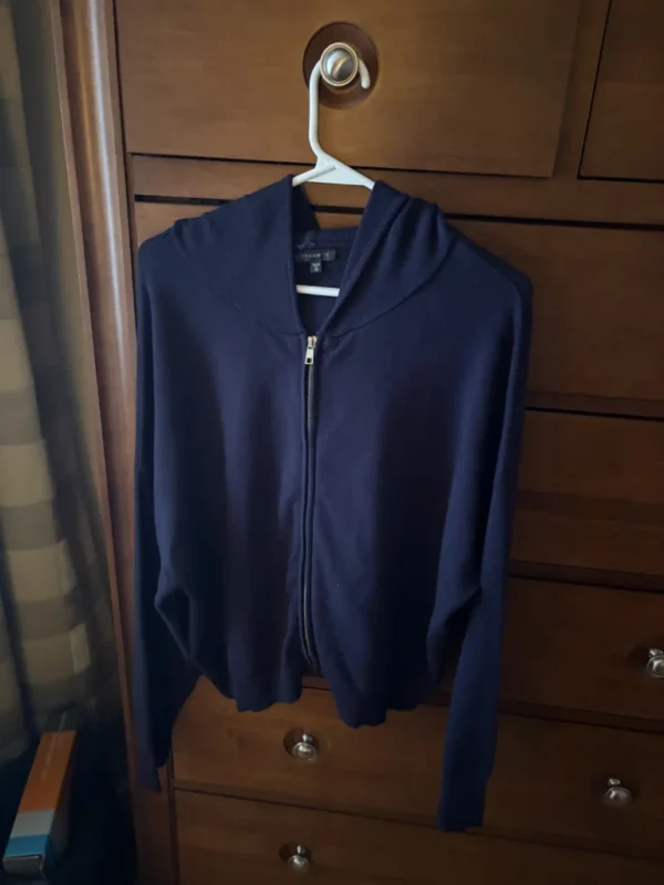 Featured image for Veste bleu marine
