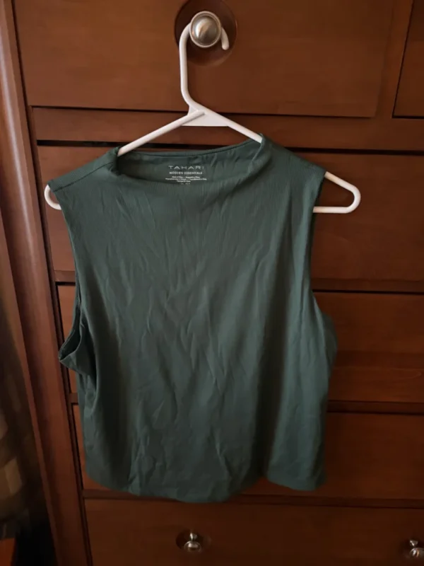 Featured image for Camisole verte