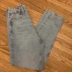 Featured thumbnail for Jeans Zara
