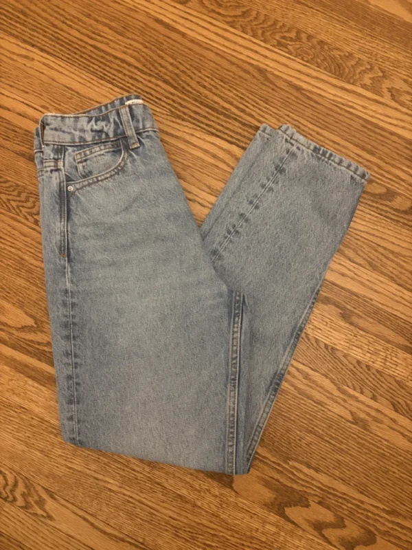 Featured image for Jeans Zara