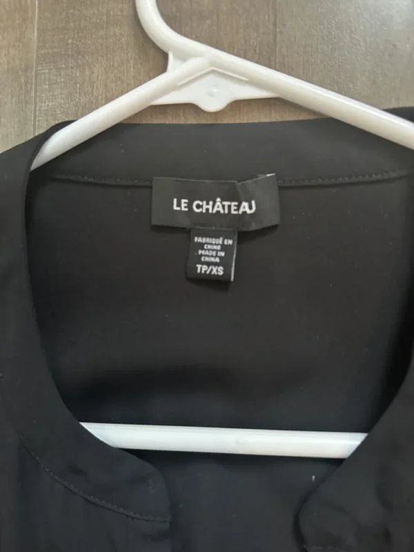 Image for Veste noire avec détails sur les manches