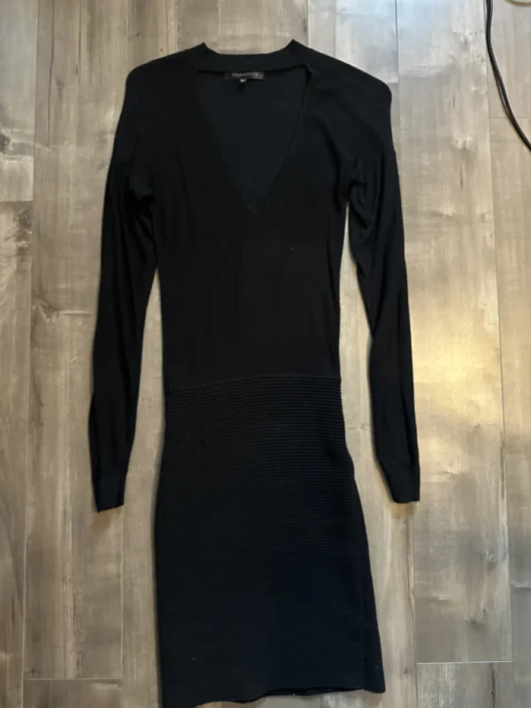 Featured image for Robe longue noire Dynamite