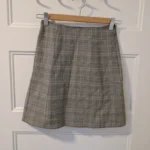 Featured thumbnail for Aritzia/Babaton Jupe Sz 00