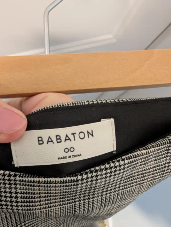 Image for Aritzia/Babaton Jupe Sz 00