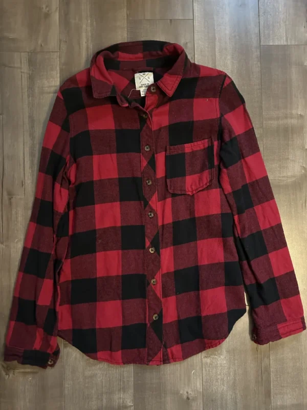 Featured image for Chemise rouge et noir