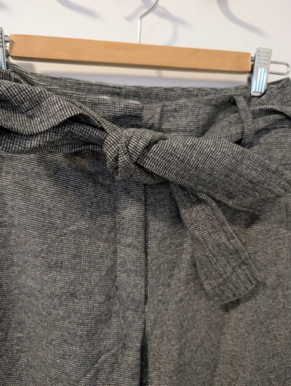 Image for Aritzia/Wilfred Pantalon Jallade Sz 4